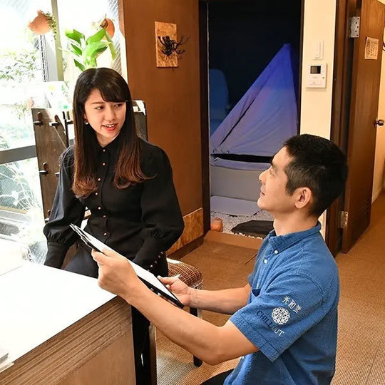 チネイザン氣内臓療法 - 東京でフローティングタンク・筋膜治療